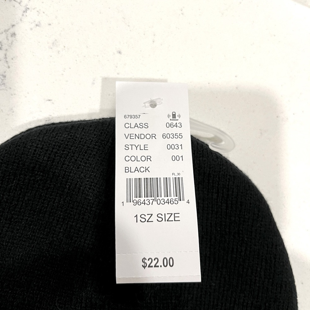 Land Rover beanie - Picture 2 of 3